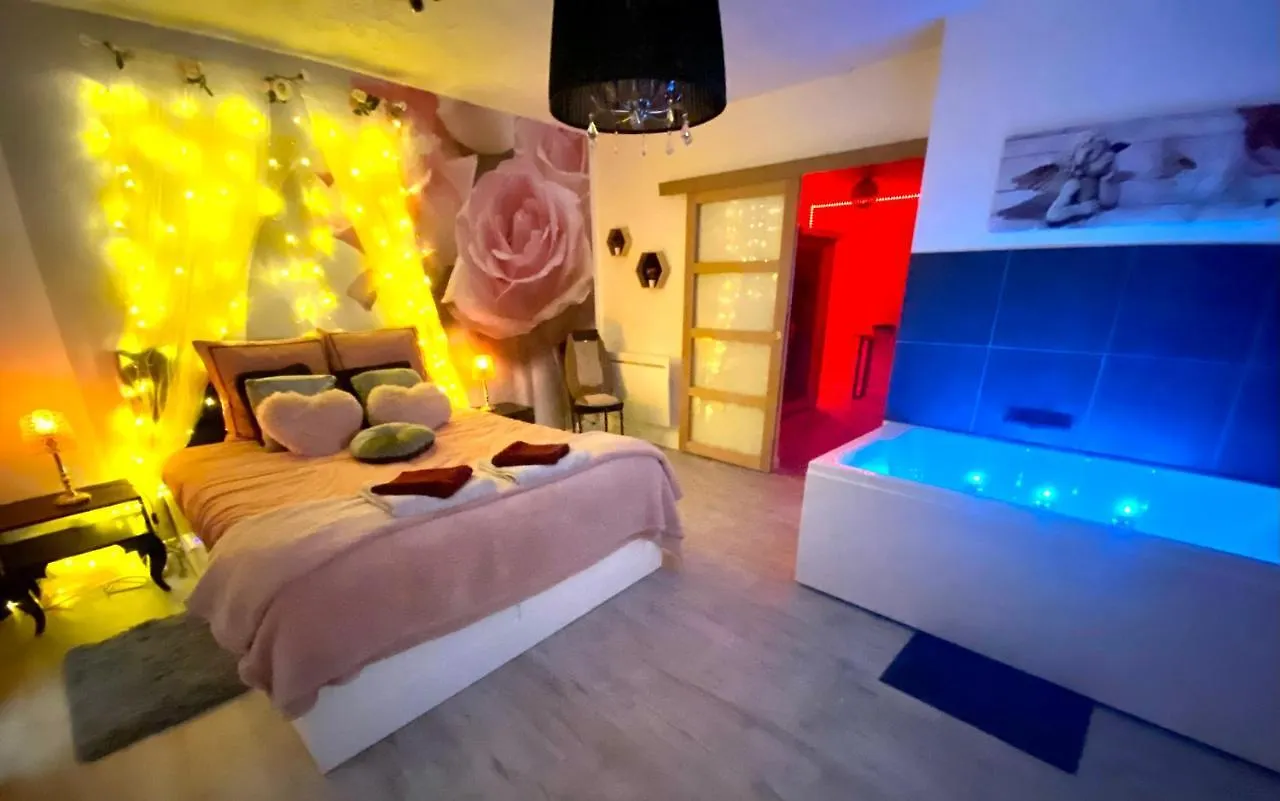 Cosy & Spa Appartement Luxe Jacuzzi Sauna Suite Cristal Avignon