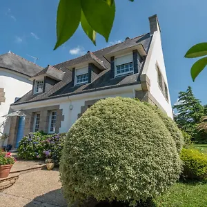 https://la-villa-des-fleurs-dajoncs.inbrittany.com