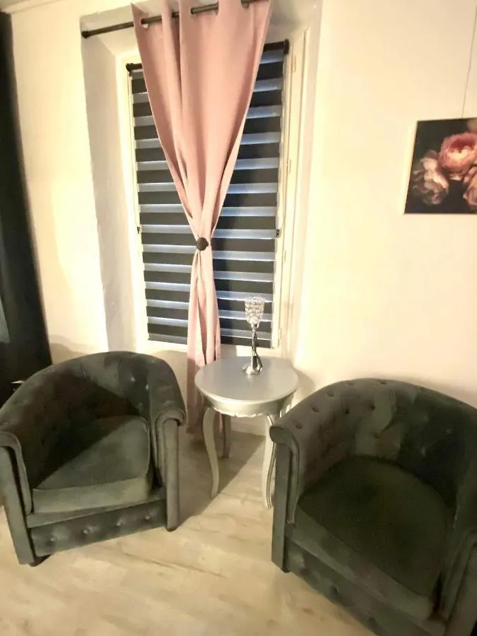 Cosy & Spa Appartement Luxe Jacuzzi Sauna Suite Cristal Avignon